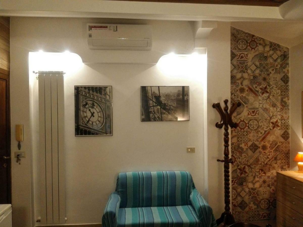 Villa Marysa Studio Apartment Giardini-Naxos Exterior foto