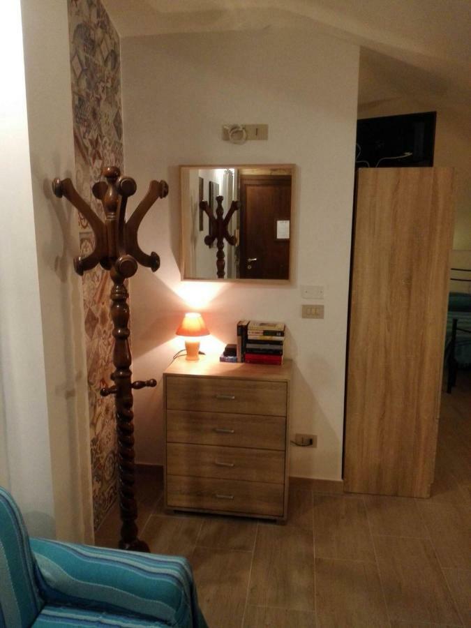 Villa Marysa Studio Apartment Giardini-Naxos Exterior foto