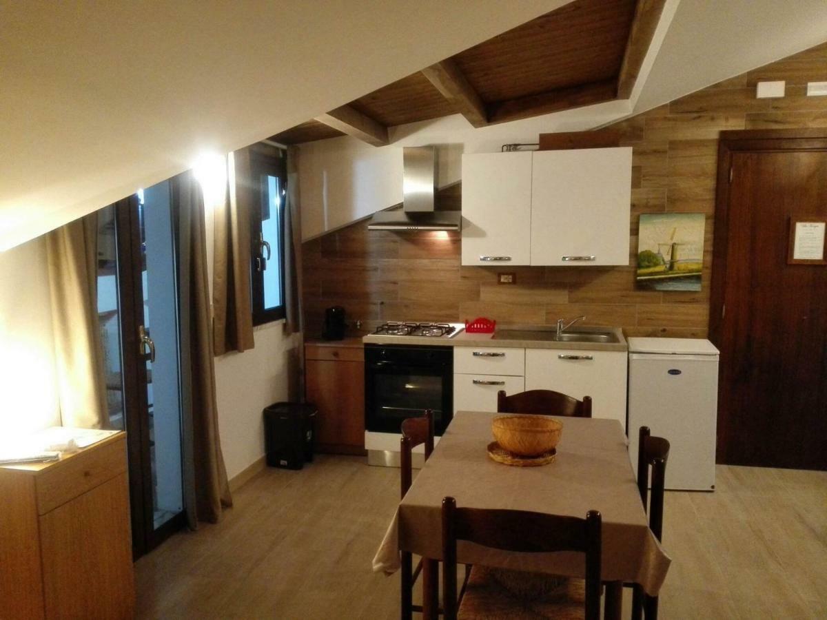 Villa Marysa Studio Apartment Giardini-Naxos Exterior foto